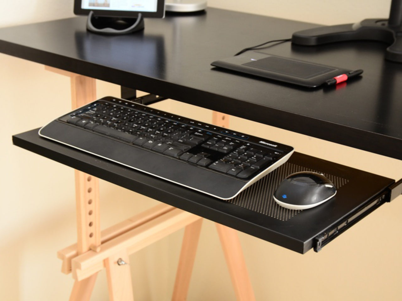 Ergoactive extra wide under online desk keyboard tray